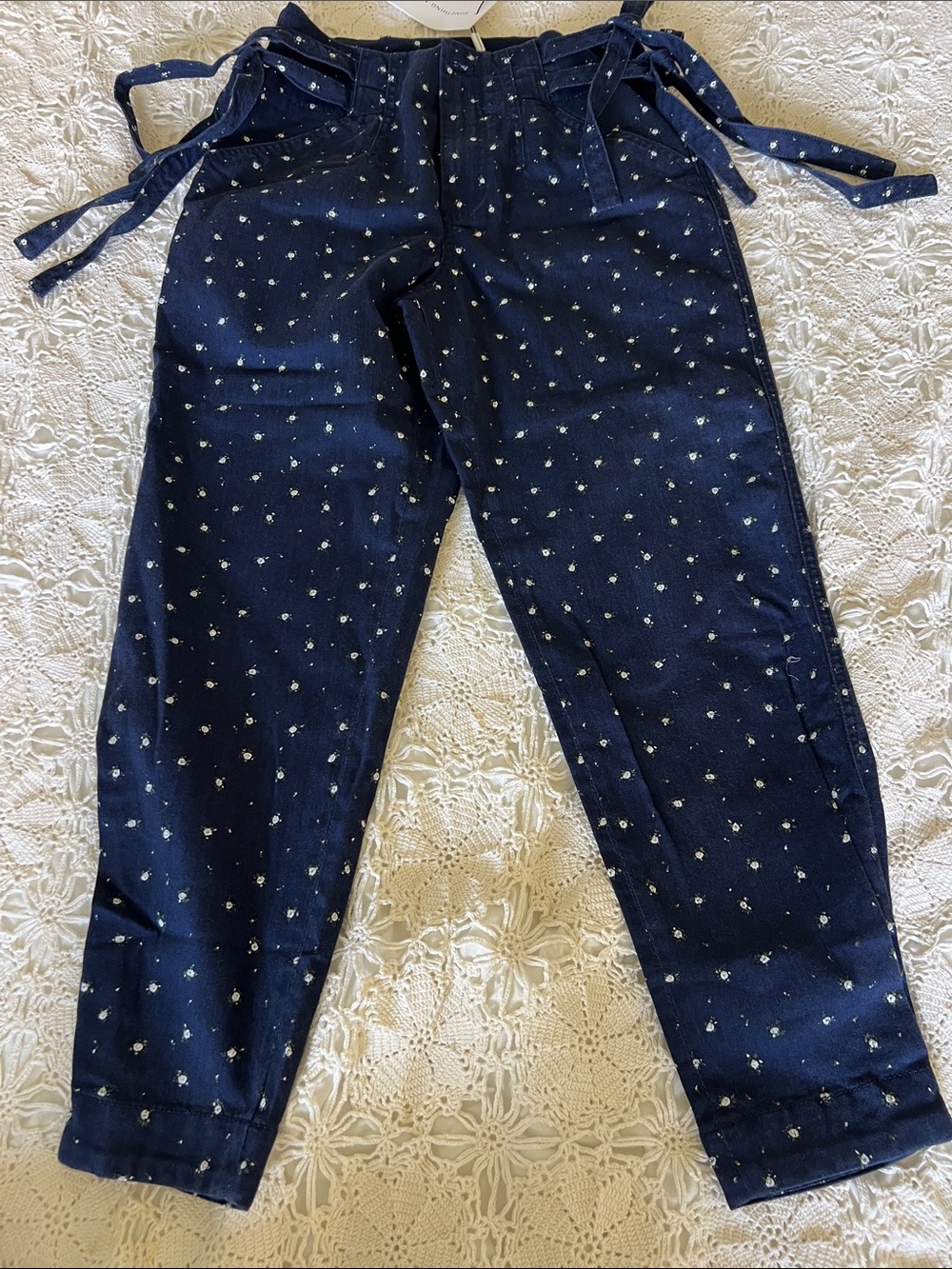 Something Navy Navy Micro Floral Tie-Waist Cropped Jeans